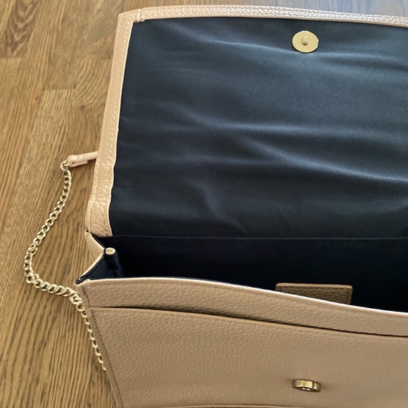 Neiman Marcus Crossbody Bag - Picture 3 of 7